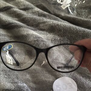 Steve Madden Sleek Black Glasses